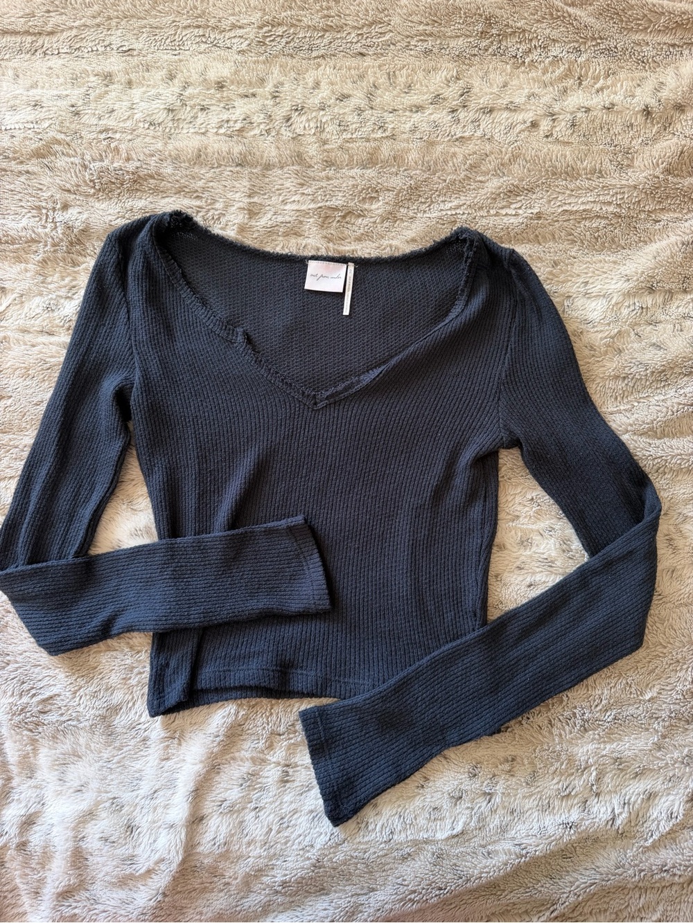 Urban Outfitters Soft V-Neck Thermal Long Sleeve Top - Dark Charcoal